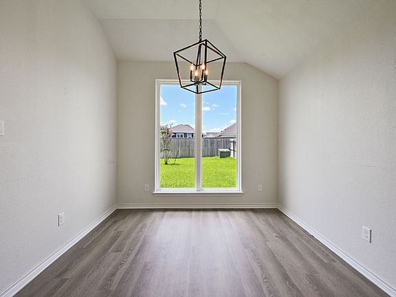 4th image of 3109 Brady Ct