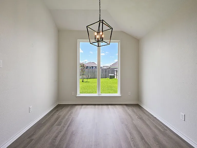 3109 Brady Ct — Photo 4