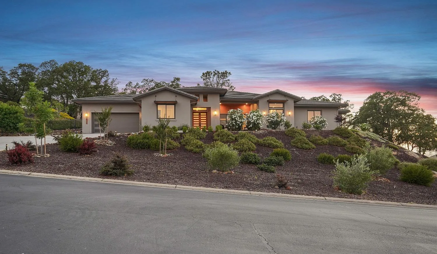2954 Capetanios Dr photo 1