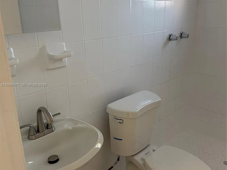 1765 SW 21st St #2 — Photo 6