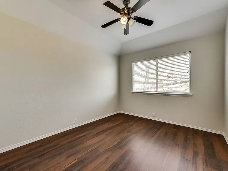 11066 Chanay Dr — Photo 14