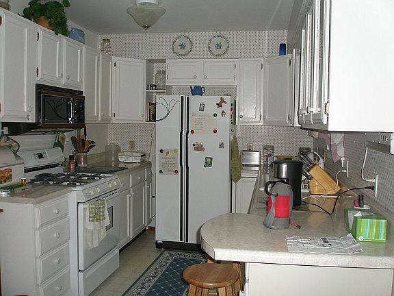5th image of 1003 La Costa Dr