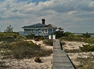 81 Dune Rd, Westhampton Beach, NY 11978