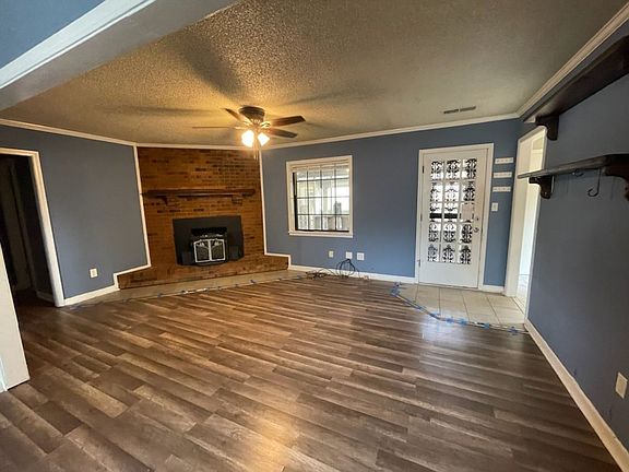 2nd image of 446 Sandalwood Dr