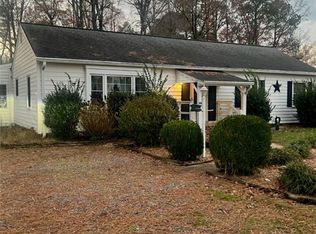 3200 Tammaway Dr, Midlothian, VA 23112