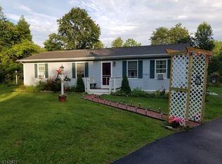 28 Ridge Rd, Hackettstown, NJ 07840