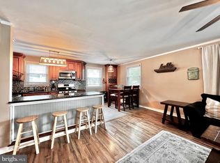 330 Albany Ave, Barrington, NJ 08007