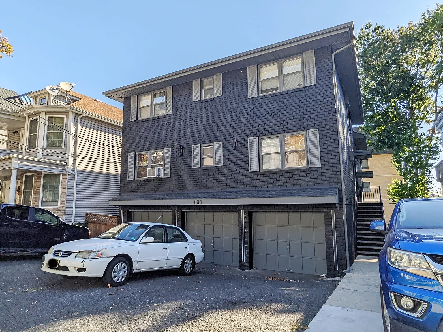 2 bed, 1025 sqft, $3,125 — Photo 1
