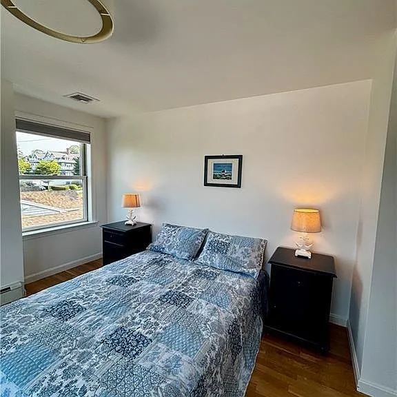 433 Wolcott Ave — Photo 26