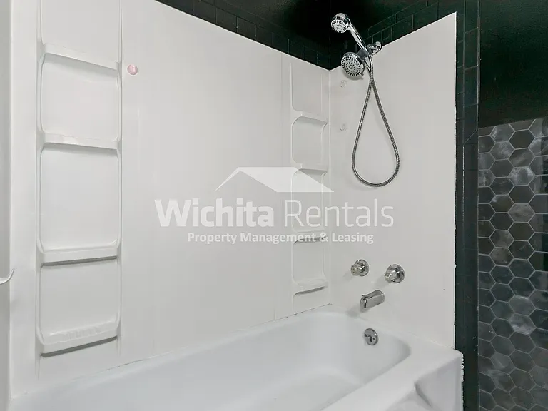1418 Money St — Photo 11