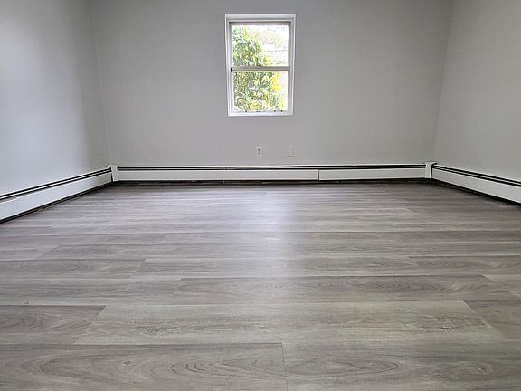 5th image of 8 Church St #C