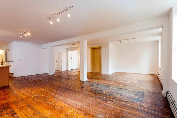 Rented by Town Residential | media 2