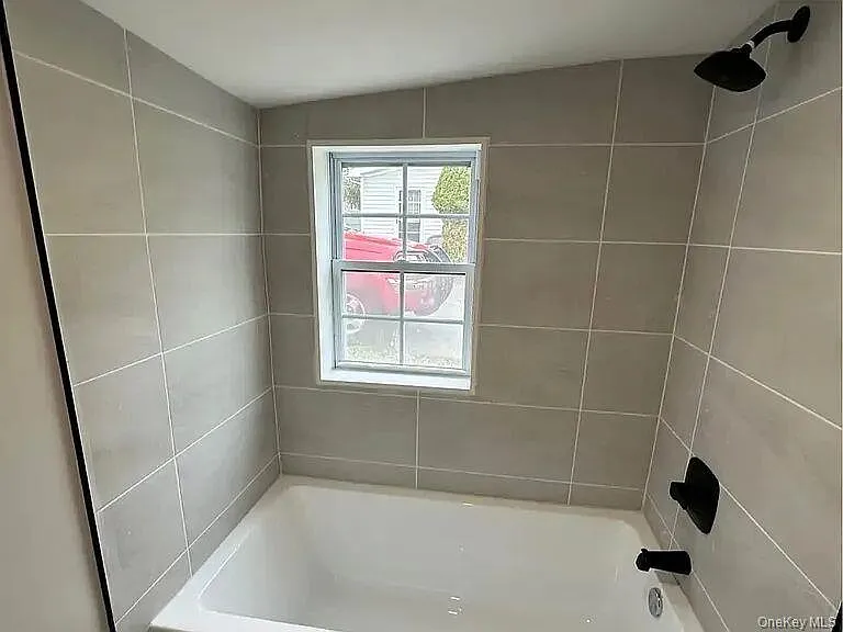 18 Forester Ave — Photo 15