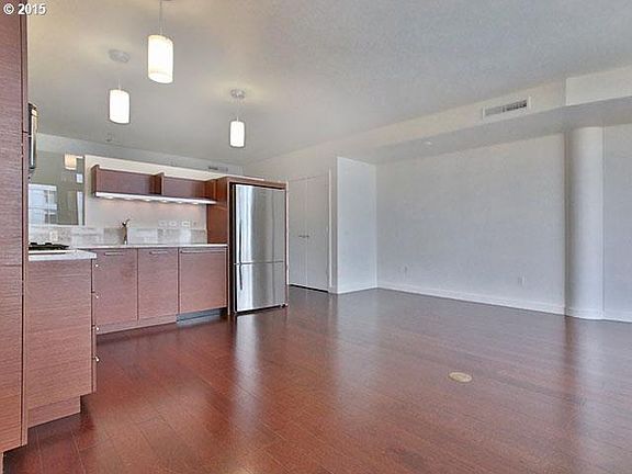 4th image of 3601 SW River Pkwy Suite 2104