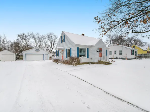 852 Kentfield St SW, Wyoming, MI 49509