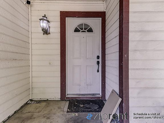 3rd image of 15 Prado Ct
