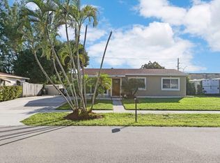 808 Cochran Dr, Lake Worth, FL 33461