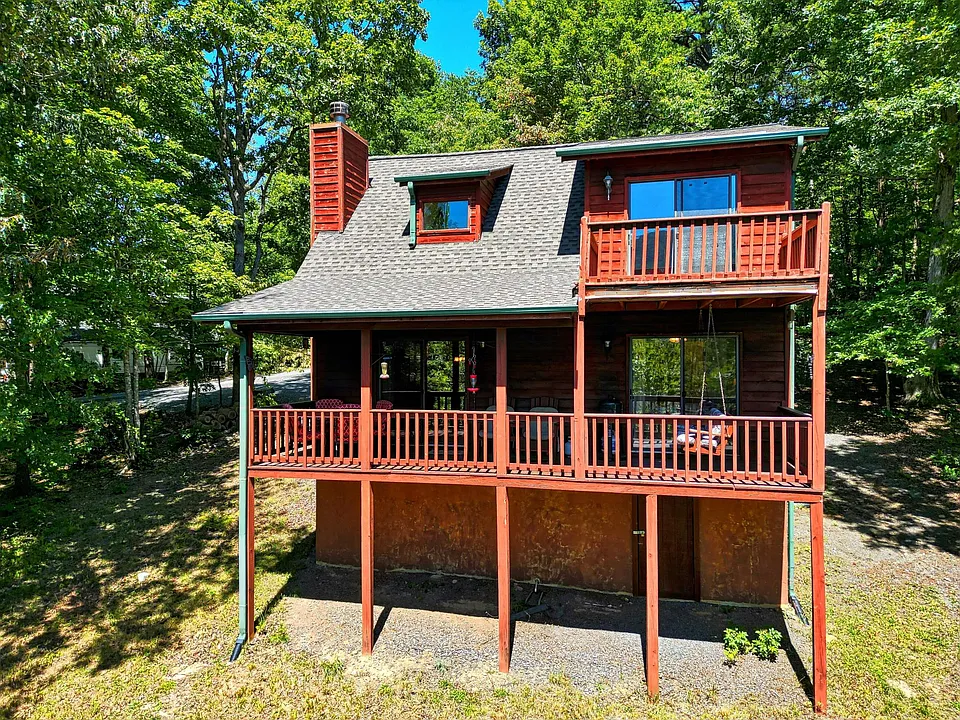738 Laurel Hill Rd
