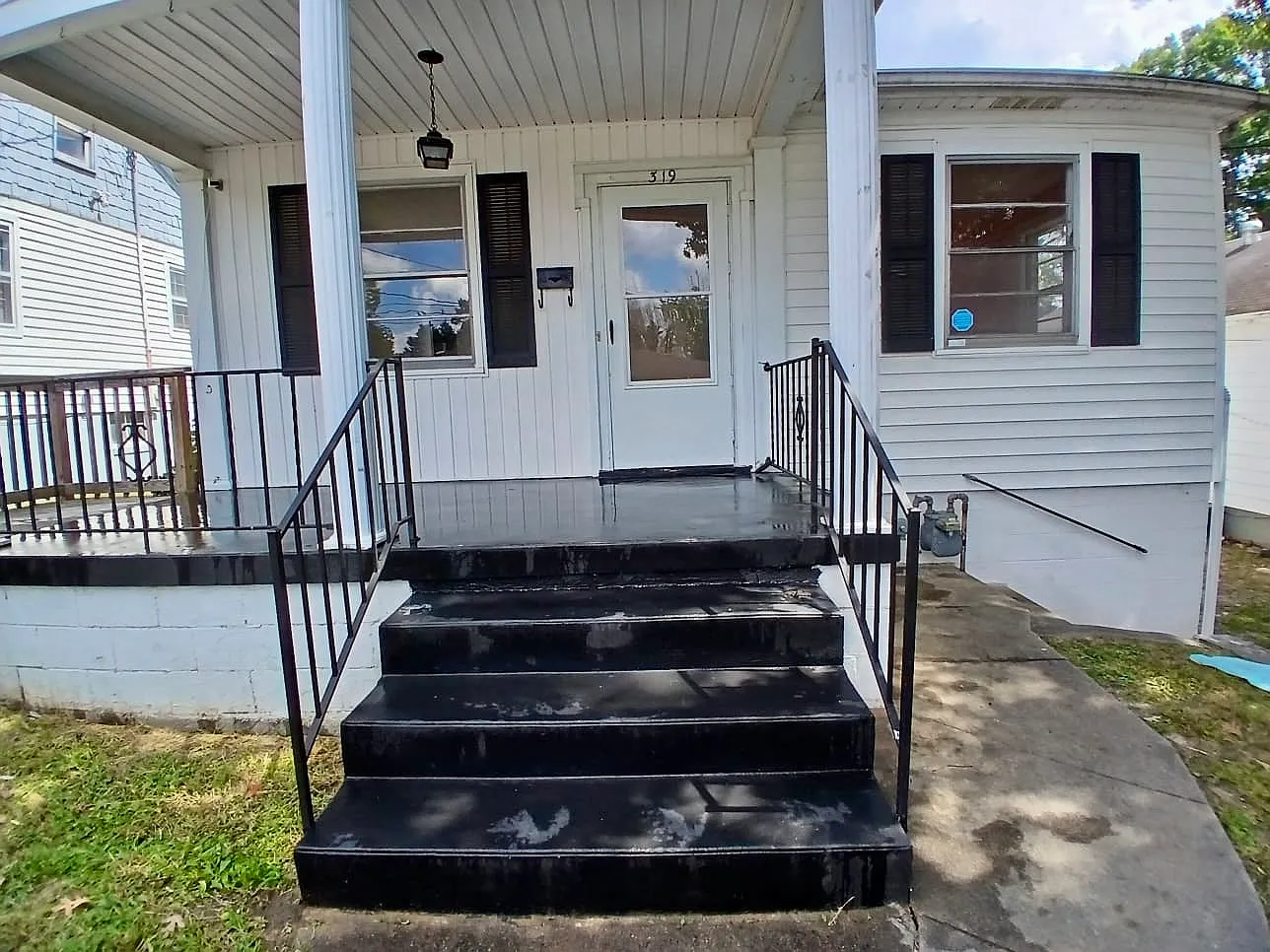 Arlington Pl, Danville — Photo 2