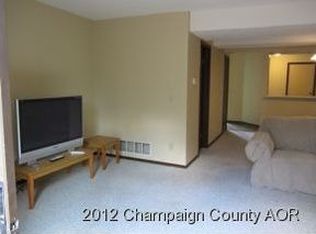 2421 Morrissey Park Dr, Champaign, IL
