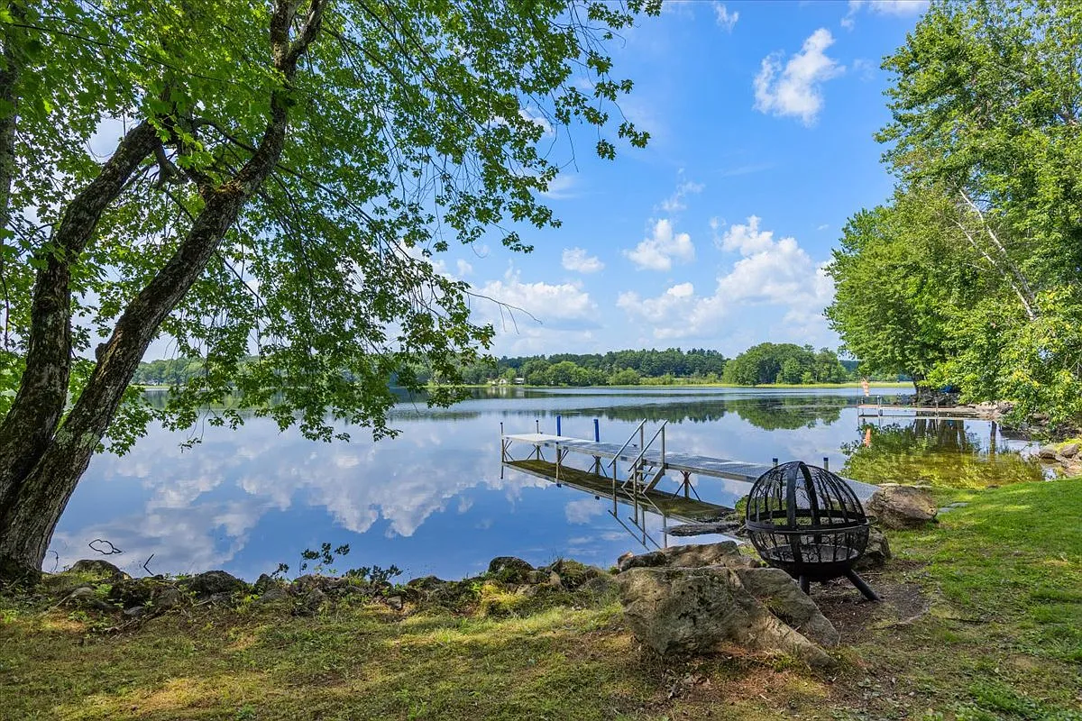 2 bed, 1070 sqft, $2,200 — Photo 4