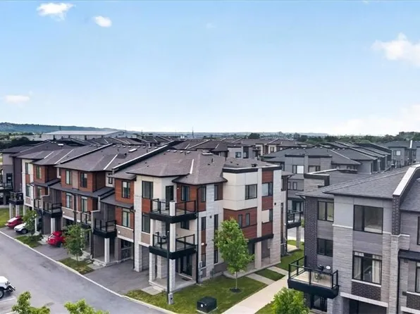 590 N Service Rd #67, Stoney Creek, ON L8E 0K5