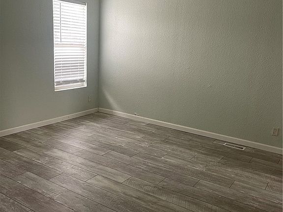 5th image of 33137 Haddock St #33137