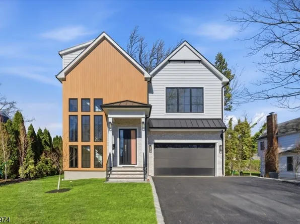 125 Tudor Oval, Westfield Town, NJ 07090