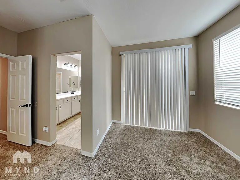 17694 W Mandalay Ln — Photo 13