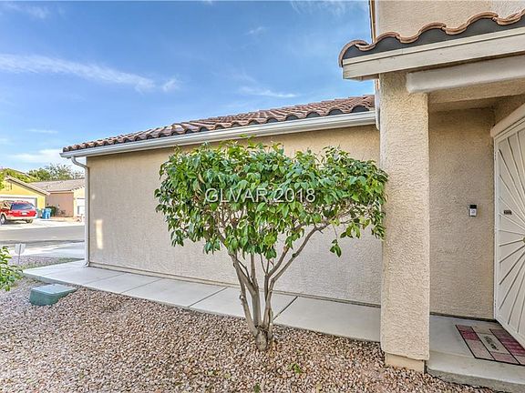 4th image of 9553 Glen Iris St