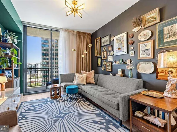 3040 Peachtree Rd NW Unit 1013, Atlanta, GA 30305