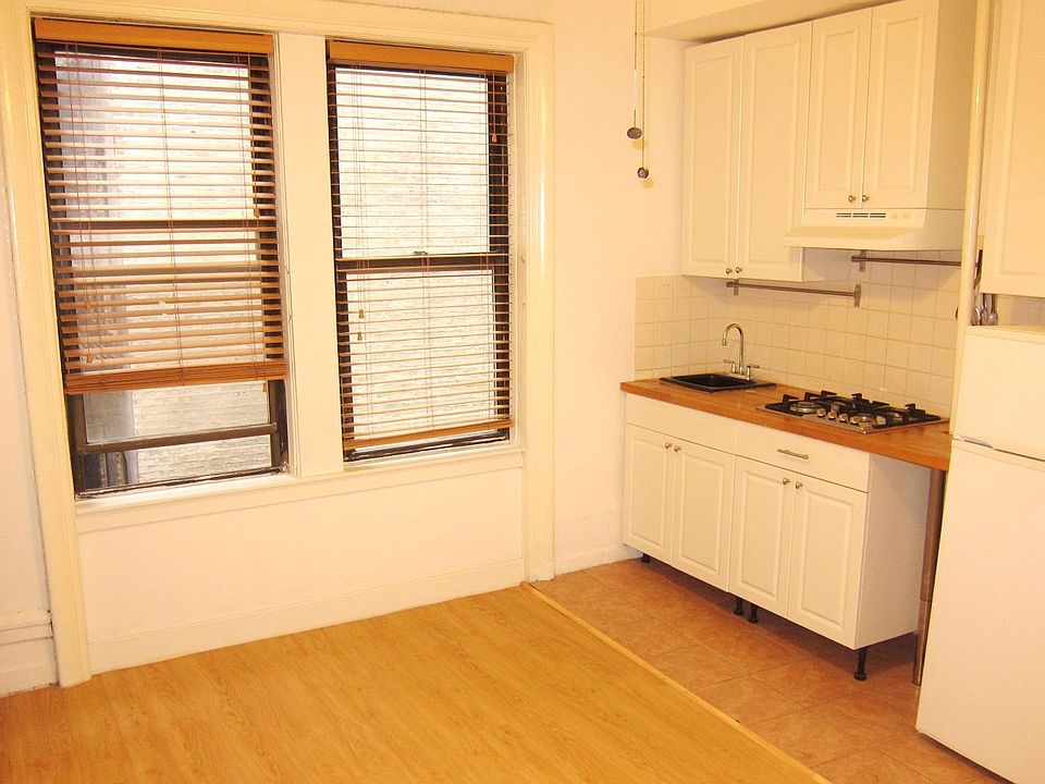 1st image of 530 Manhattan Ave APT 48