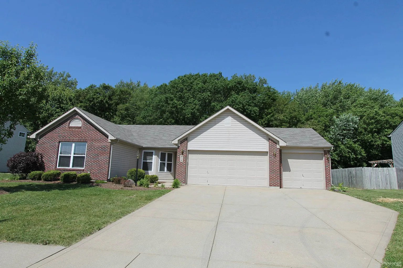 216 Brooks Way photo 1