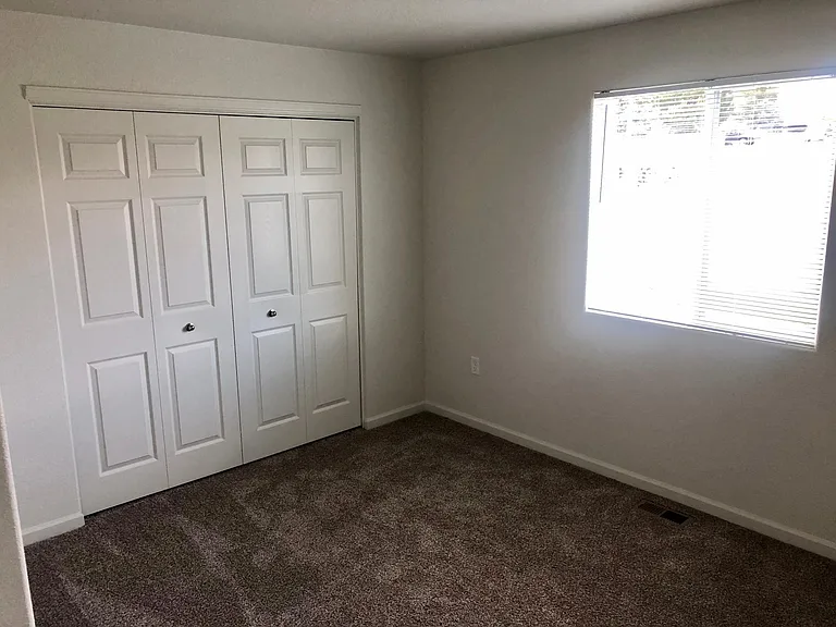 6346 Yellowstone Rd — Photo 8