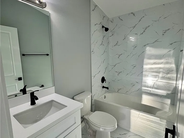 2305 Grant Ave — Photo 5
