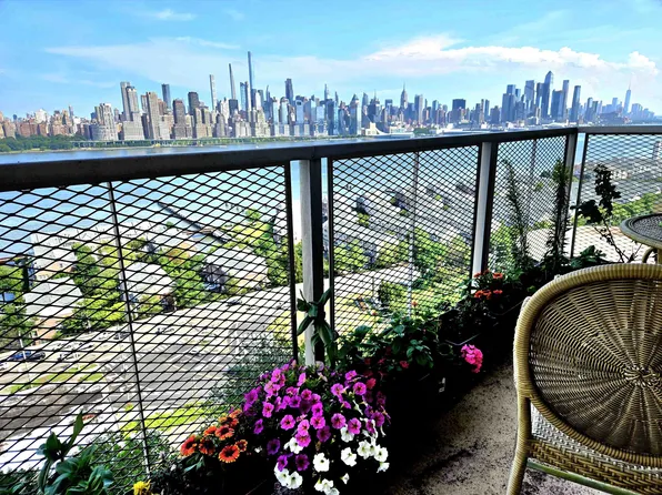 6600 Boulevard East APT 6L, West New York, NJ 07093