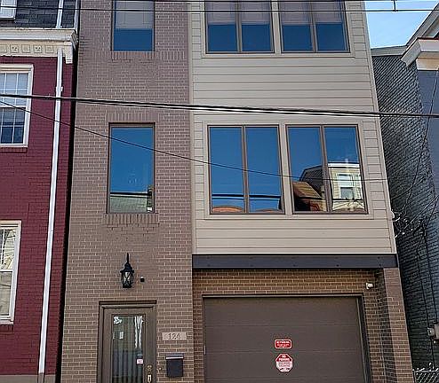 Outside View of 124 S 11th