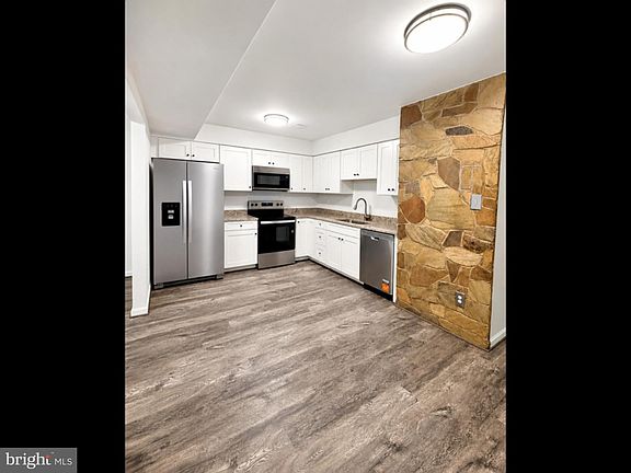 4th image of 6713 Glen Albin Rd