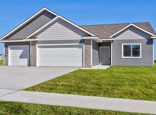 408 W Centennial Dr, Huxley, IA 50124