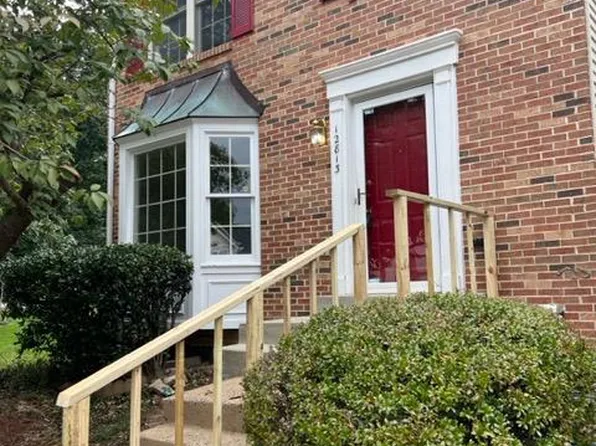 12813 Misty Ln, Woodbridge, VA 22192