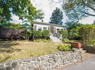 26 Deering St, East Setauket, NY