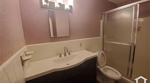4401 NW 4th Ct — Photo 3