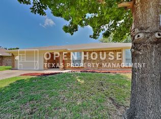 5725 Sage Bloom Dr, Arlington, TX 76017