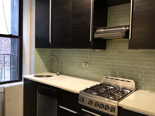 Rented by Corcoran | media 24