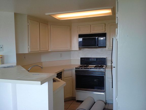 3rd image of 2564 Avenida Del Vis