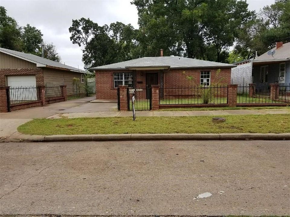 1st image of 629 SE 20th St