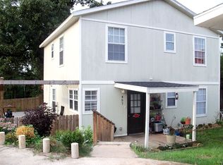 457 E 7th St, Fayetteville, AR 72701