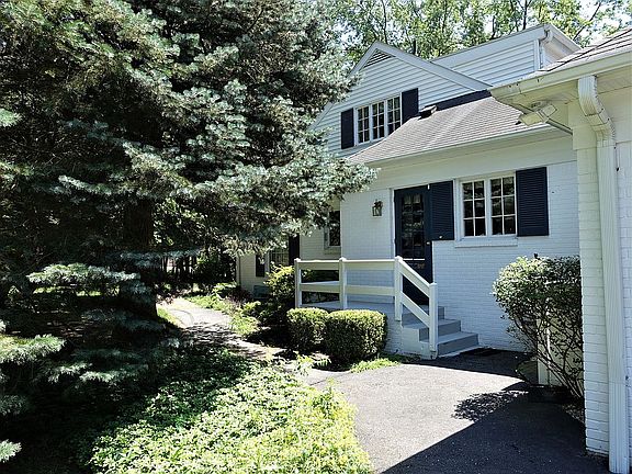 Side entrance.