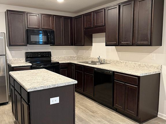 5th image of 125 Red Bay Rd