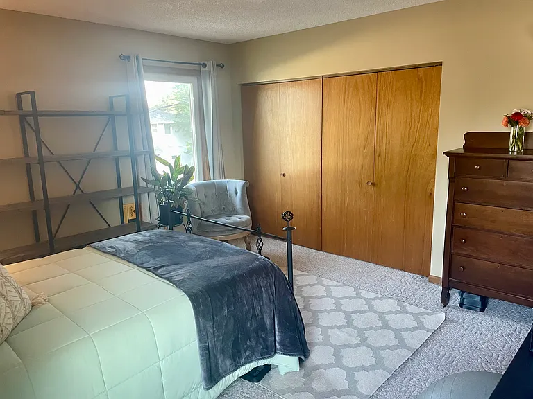 864 9th Ave SE #3 — Photo 12